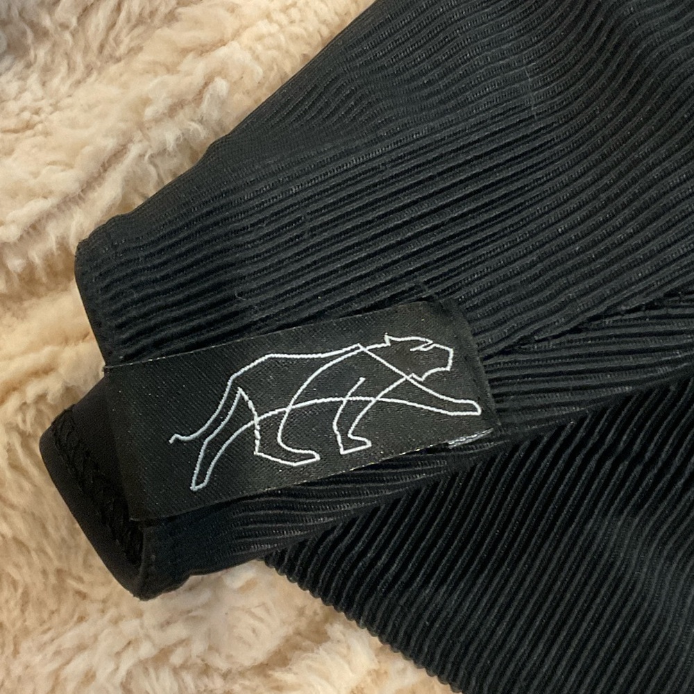 Tiger Friday Ribbed Top - Picture 2 of 3